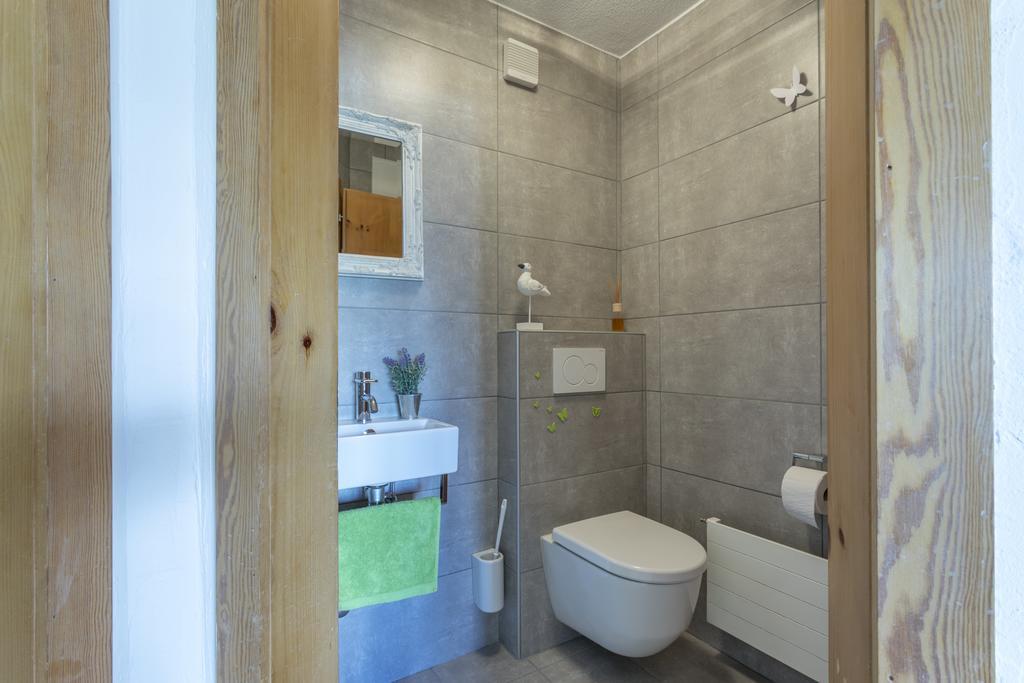 Apartment Haus Arnika Obersaxen Ngoại thất bức ảnh